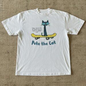 Y2K A Pete the Cat Magic Sunglasses Skateboard Graphic T-Shirt